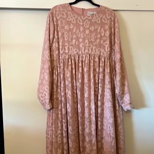 Dainty Jewells blush pink dress, size 4XL